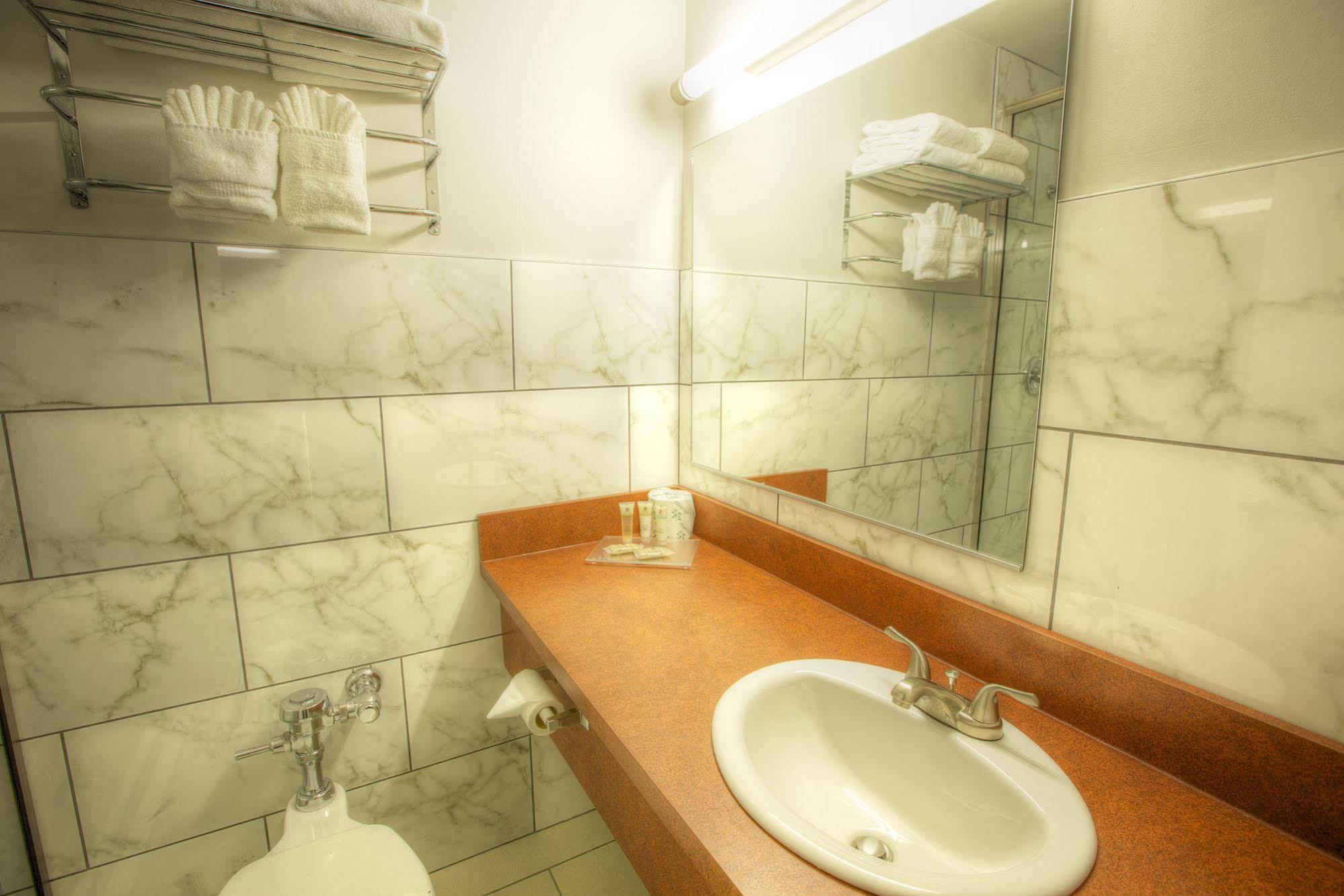 Hotel Ruby Spokane Dış mekan fotoğraf